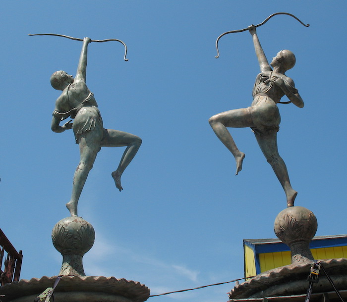 Archer statues