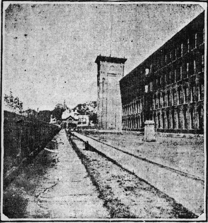 Photo showing location of Blackstone marker, pre-1936.