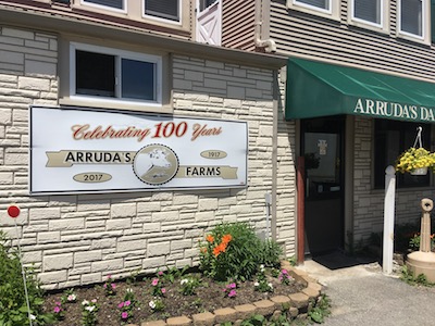 Exterior of Arruda's Dairy store